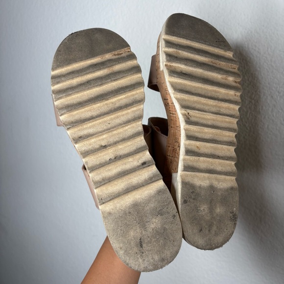 Steve Madden Brenda Tan Sandals - Picture 5 of 10